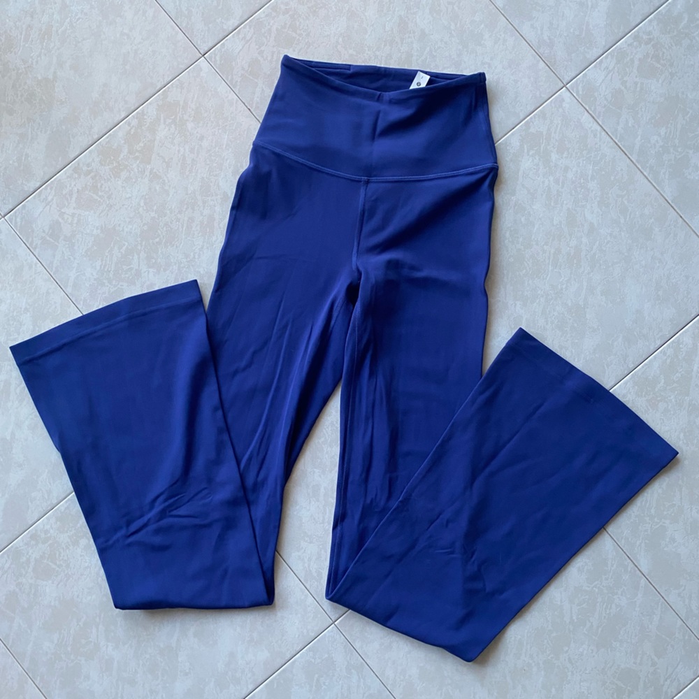 Size 2 lululemon Groove pants